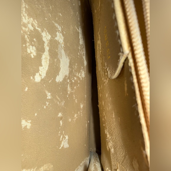 Rare Tom Ford era Gucci Handbag with Black and Gold-tone Accent-See flaws - Picture 8 of 13